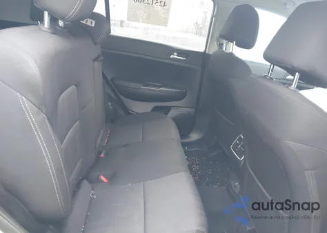 2017 Kia Sportage Lx z USA, uszkodzony, nr VIN KNDPMCAC1H7177561